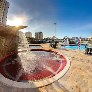 Golden Dolphin Supreme Em Casa de Férias